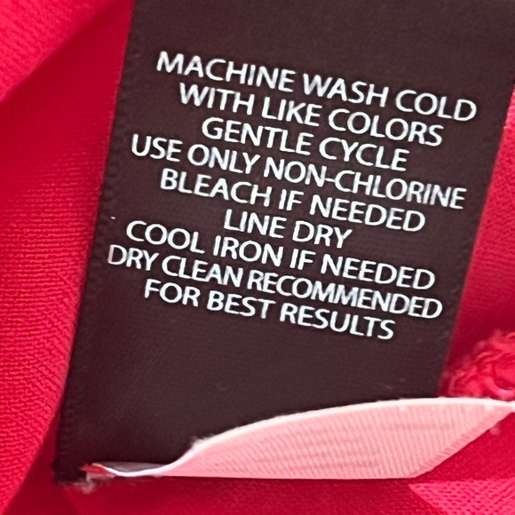 Hot Pink Off-the-Shoulder Ruffle Top with adjustable straps size 1 (14-16) EUC - Picture 10 of 10